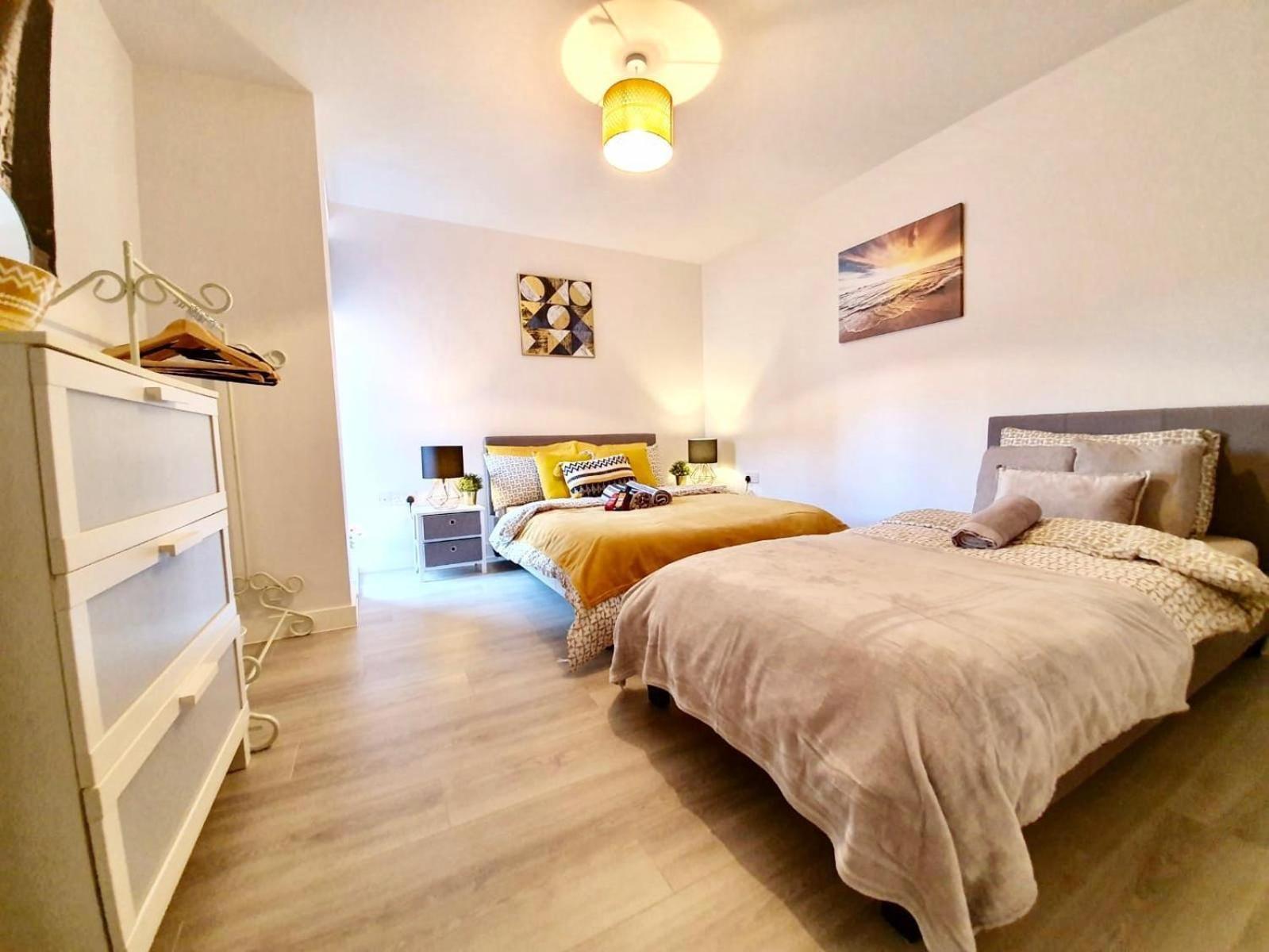 Opp Liverpool - Perfect For Contractors And Travellers, Big Savings Booking 4 Nights Or More! Apartment Ruang foto