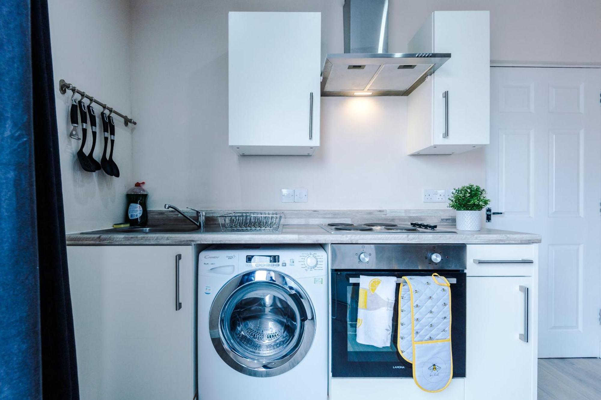 Opp Liverpool - Perfect For Contractors And Travellers, Big Savings Booking 4 Nights Or More! Apartment Ruang foto